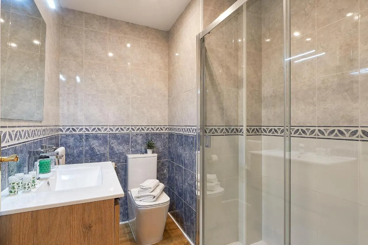 Ride City Center Màlaga Apartmán